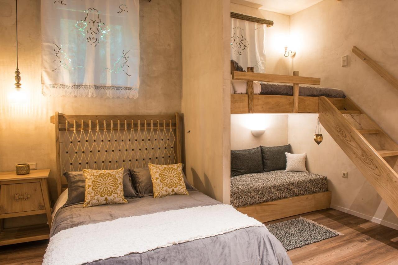 Appartement «Σκλάβας Χνάρι» Παραδοσιακός Ξενώνας à Magouliana Extérieur photo