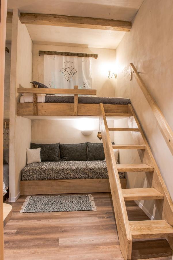 Appartement «Σκλάβας Χνάρι» Παραδοσιακός Ξενώνας à Magouliana Extérieur photo